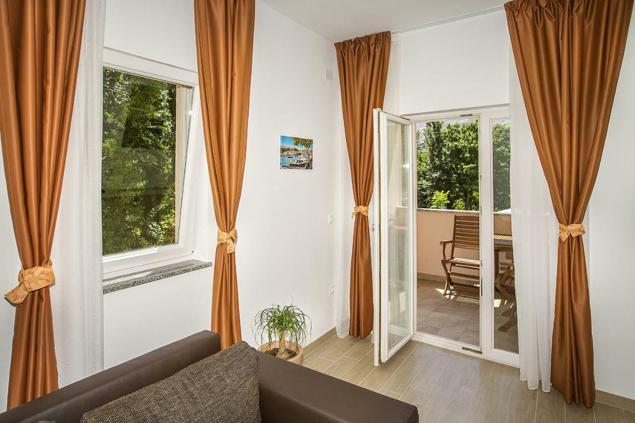 Residence Mediterraneo II Baska  Ngoại thất bức ảnh
