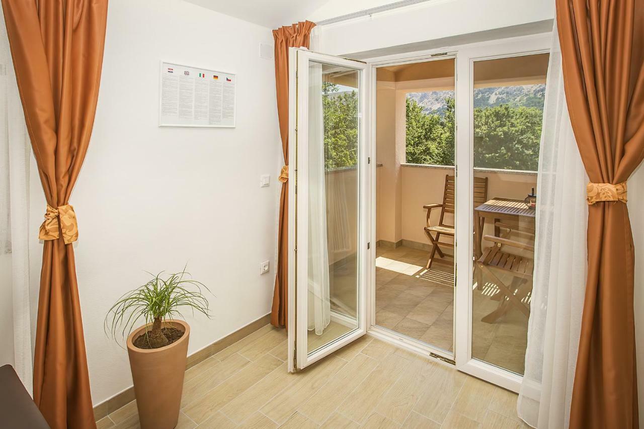 Residence Mediterraneo II Baska  Ngoại thất bức ảnh