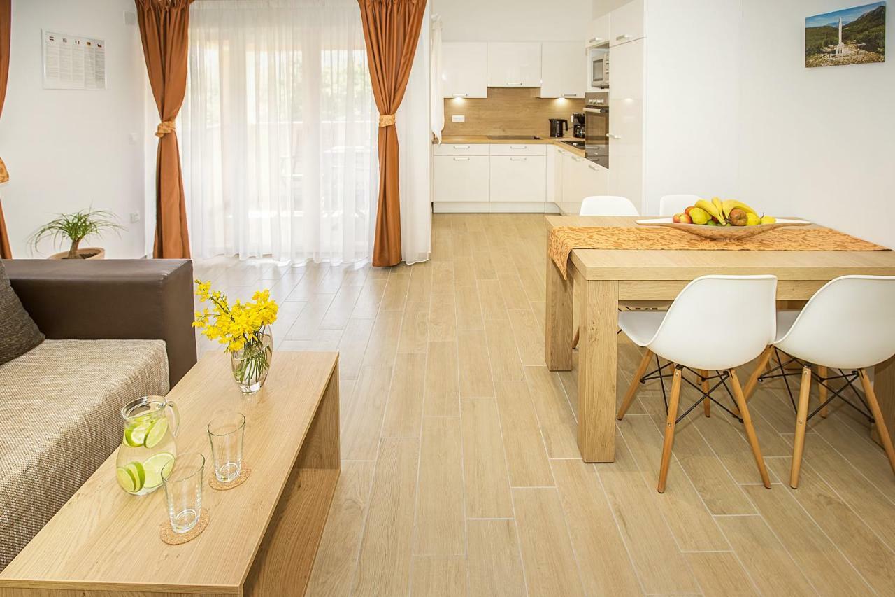 Residence Mediterraneo II Baska  Ngoại thất bức ảnh