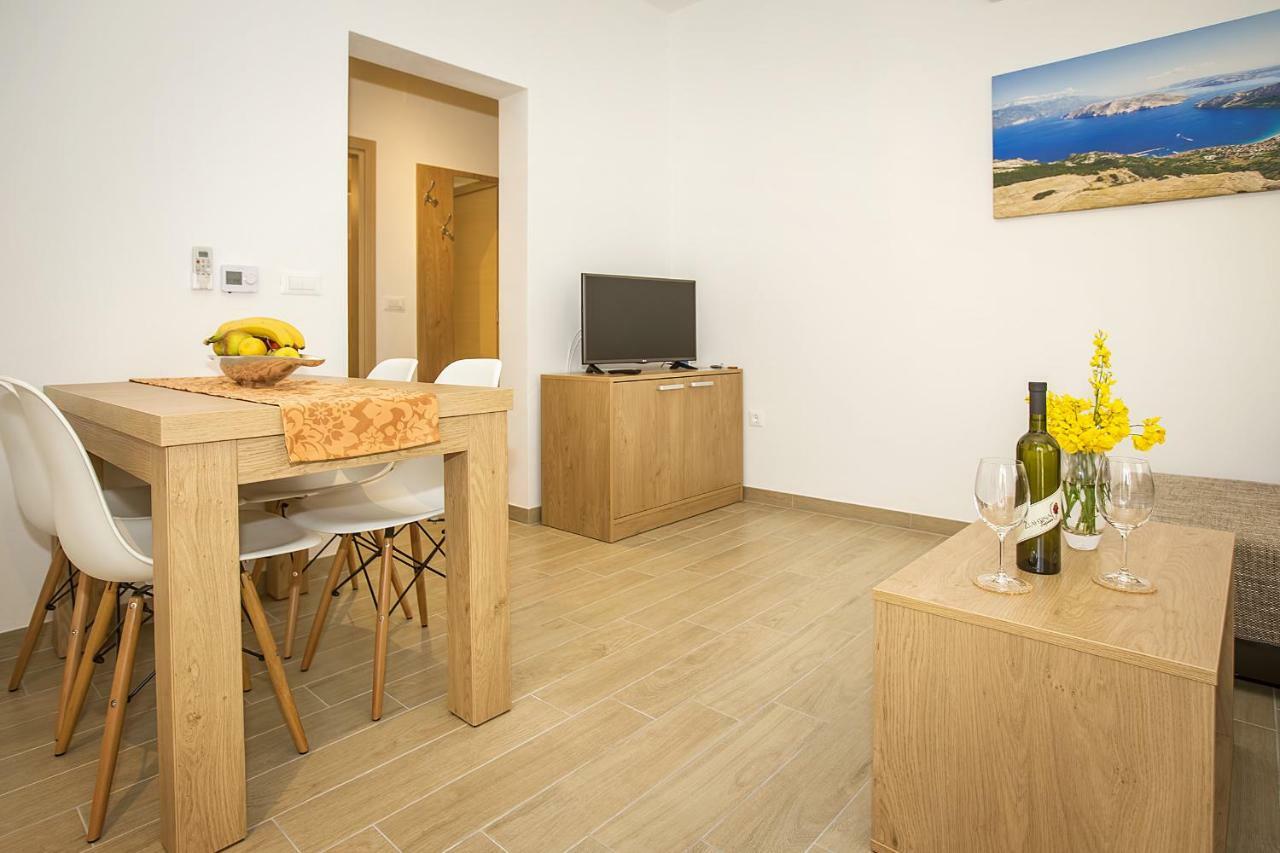 Residence Mediterraneo II Baska  Ngoại thất bức ảnh