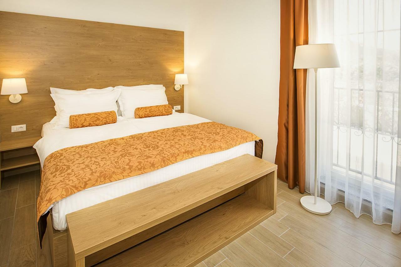 Residence Mediterraneo II Baska  Ngoại thất bức ảnh